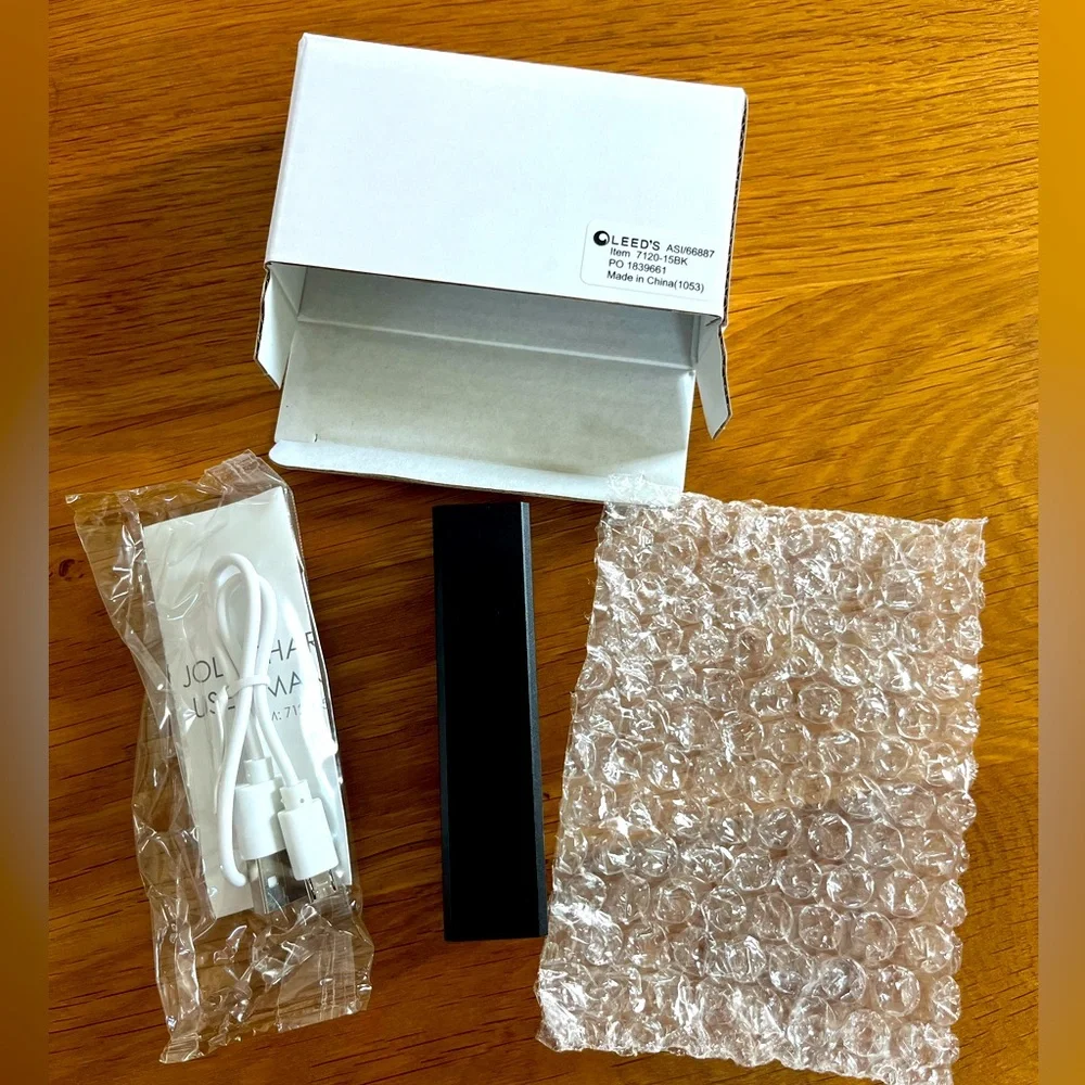 Portable Phone Charger 2200 mAh Power Bank - New in Original Packaging